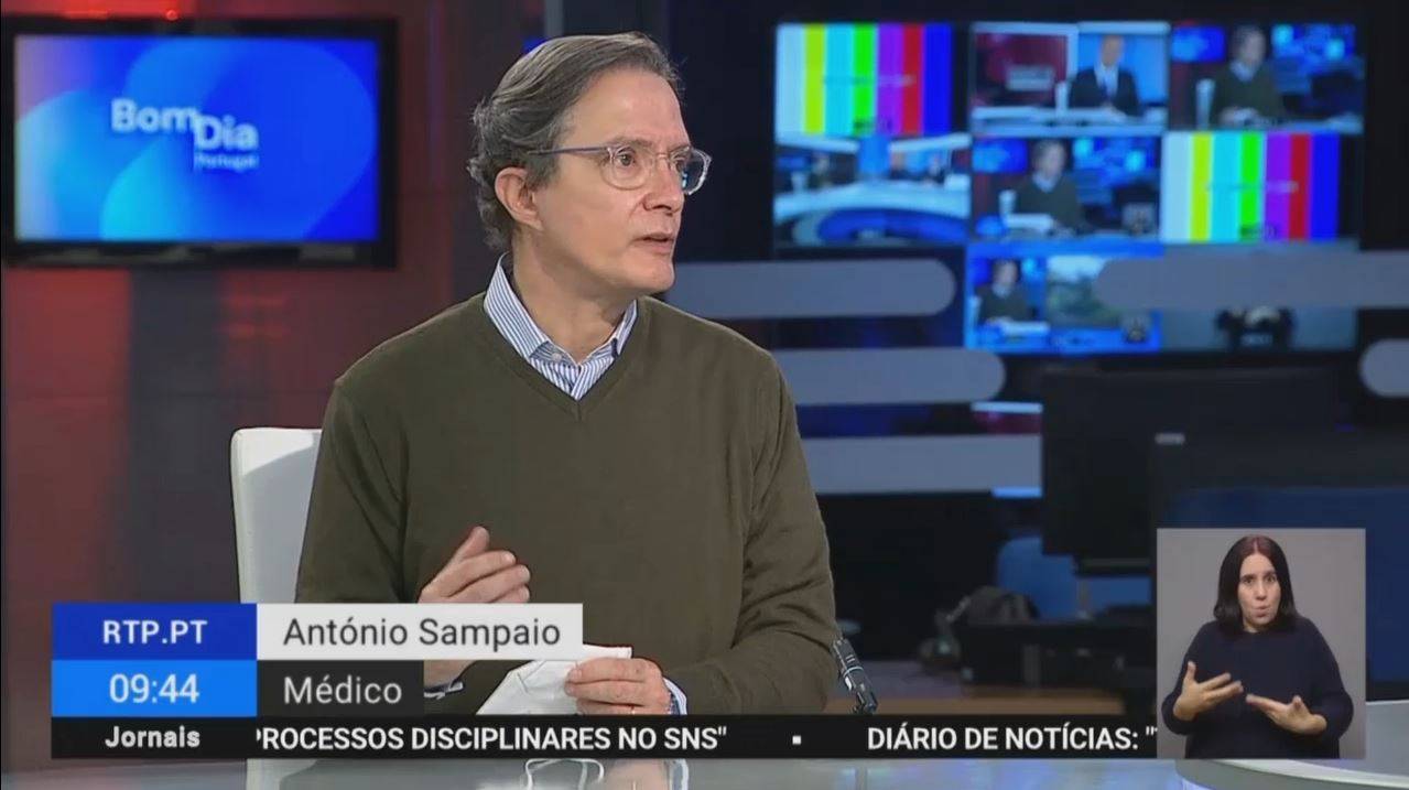 A necessidade de incluir pessoas com doença mental grave no grupo prioritário de vacinação.